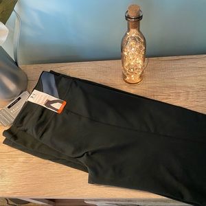 NWT Under Armour Black Flare Leggings